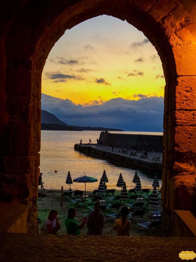 Balcone Sulla Spiaggia Cefalù Buitenkant foto